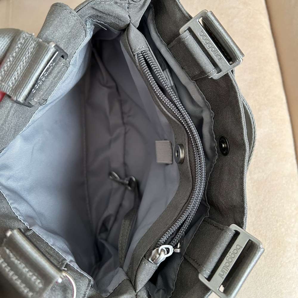 NEW Baggallini Satchel Tote with Multiple Compartments Turnlock, Crossbody Strap - Picture 6 of 13
